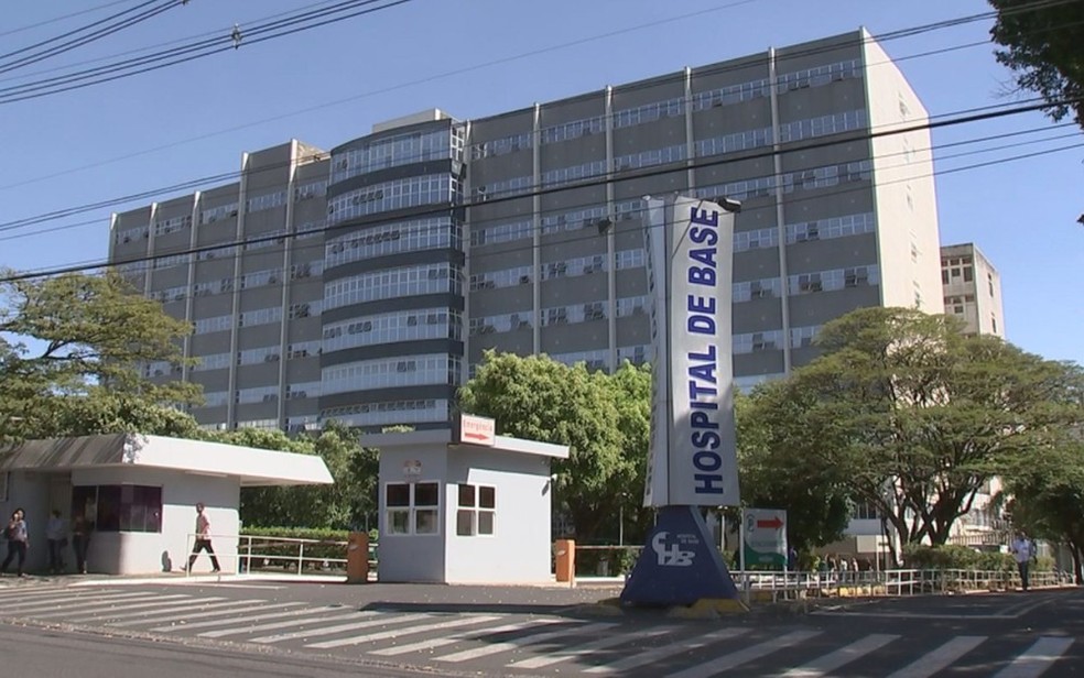 Rio Preto - Hospital de Base amplia leitos de UTI para tratamento de pacientes com Covid-19